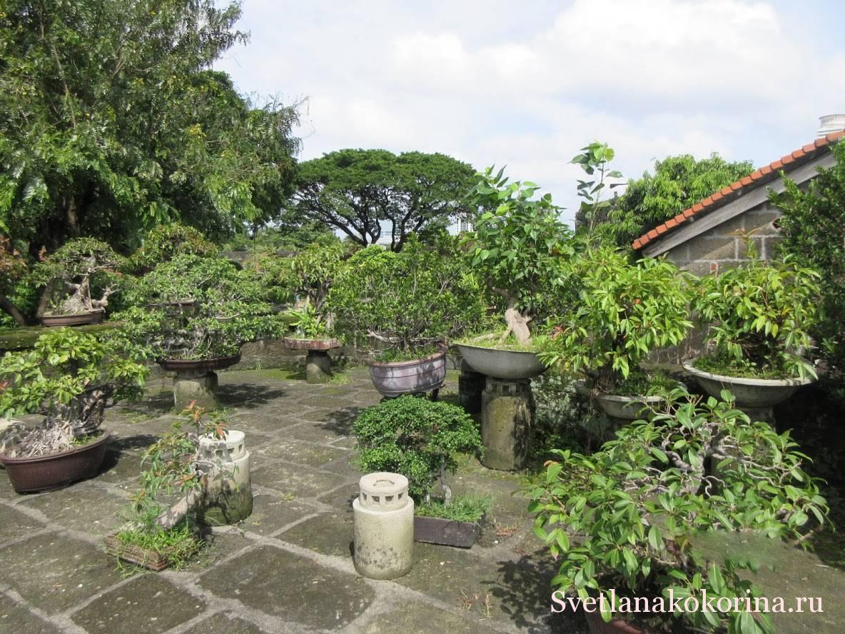 Сады, окружающие старый форт