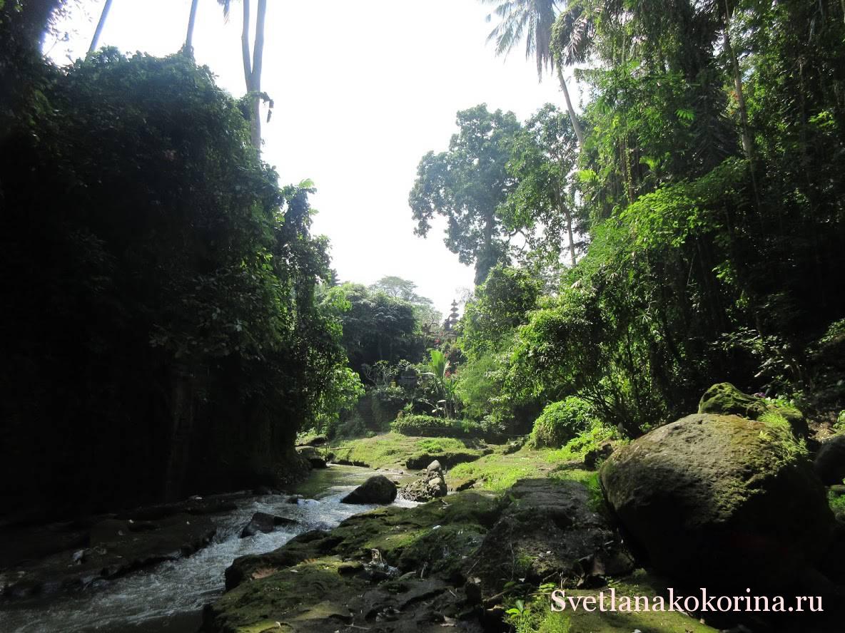 Храм Гунунг Лебах (Gunung Lebah Temple)