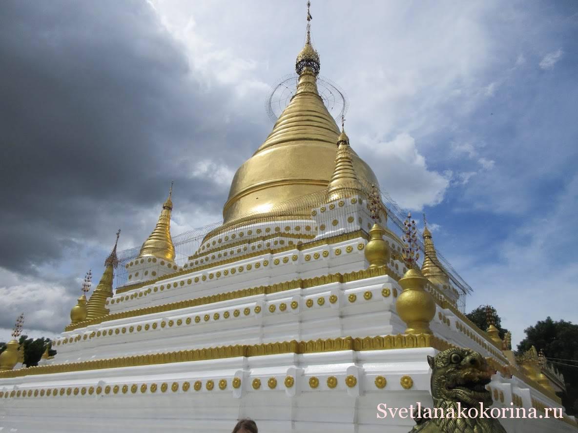 Shwezigon Pagoda